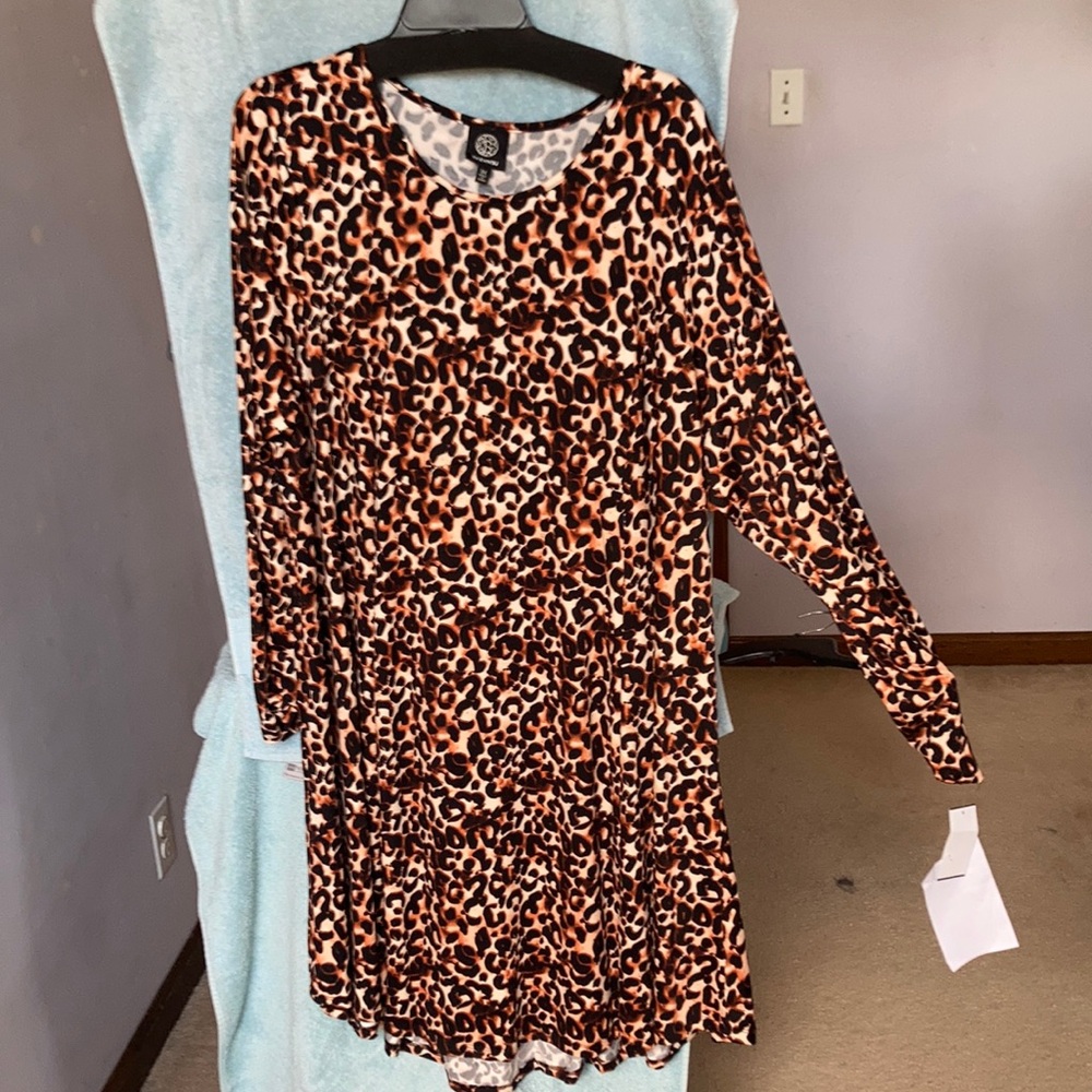 Bobeau Animal print dress with stretch casual office neutral size 3X